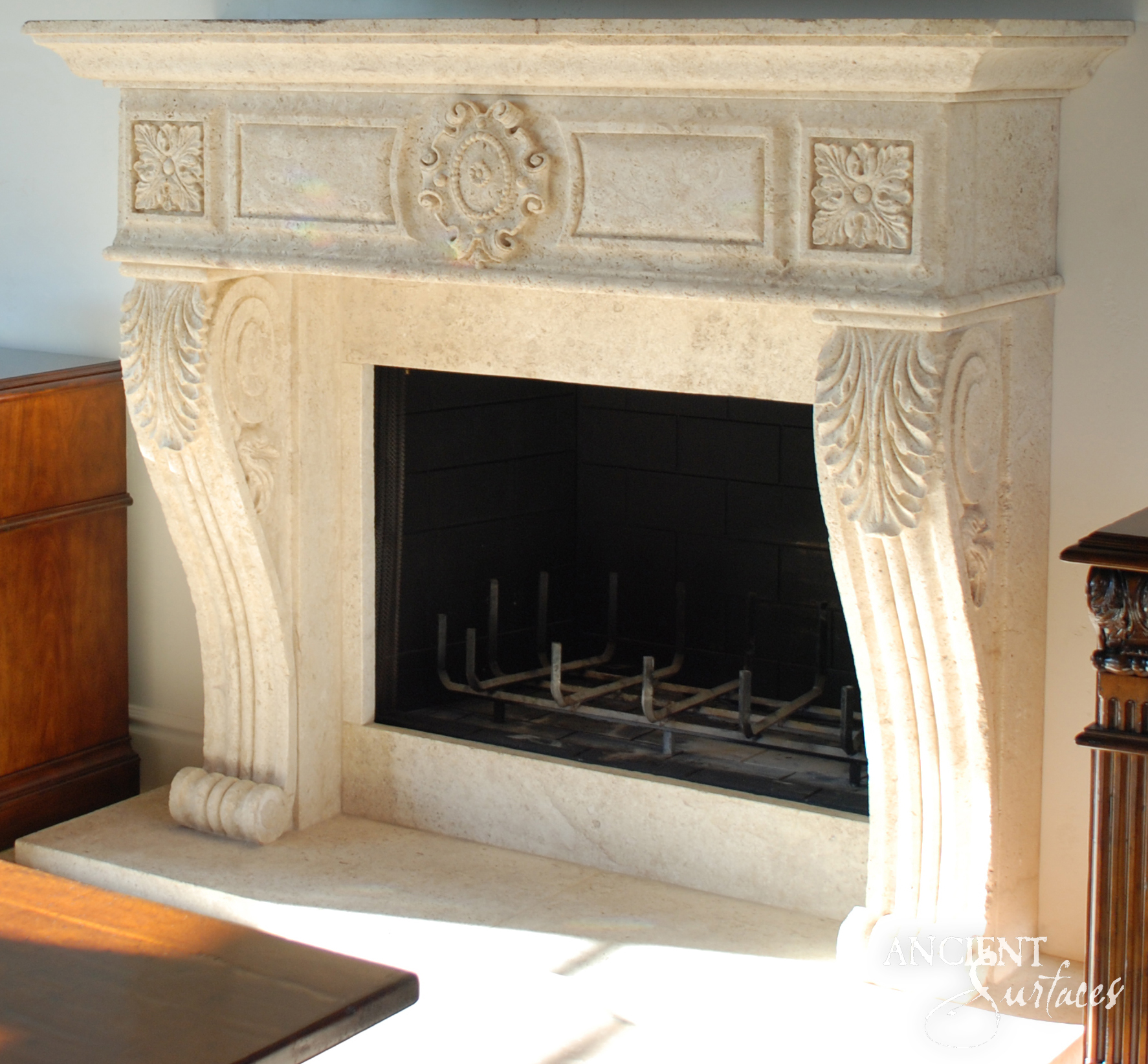 Curved Jamb Medallion Mantel